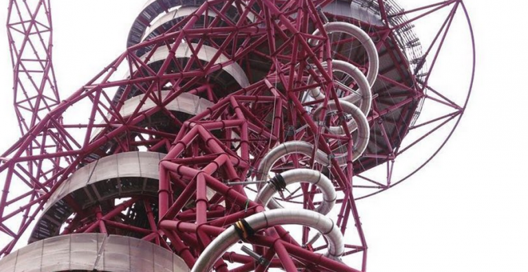 Carsten Höller ed Anish Kapoor, The Slide, Londra (foto arcelormittal orbit)