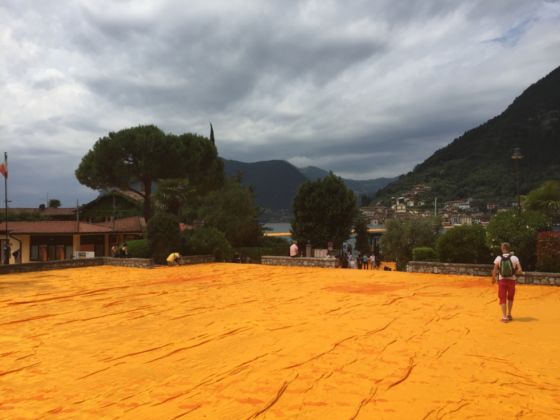 Christo, The Floating Piers, Lago d'Iseo (foto Caterina Porcellini)