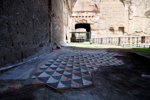 I mosaici della palestra di Caracalla restaurati a Roma