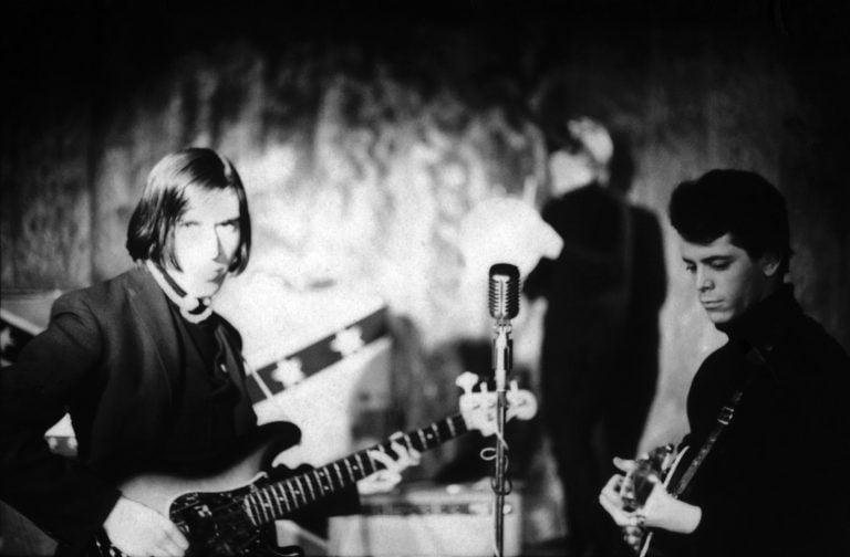 John Cale, Maureen Tucker e Lour Reed al Cafe Bizarre 1965 © Adam Ritchie