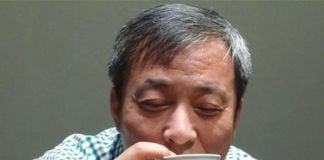 Liu Yiqian sorseggia il tè in una tazza Ming da 36 milioni di dollari
