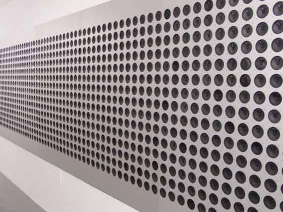 Microtonal Wall - courtesy Tristan Perich