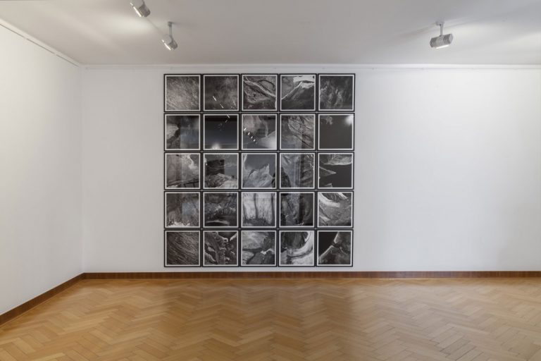 Olafur Eliasson, The Cartographic Series IV, 2007 - Courtesy Niels Borch Jensen Gallery & Editions, Berlino-Copenhagen - installation view at Museum Haus Esters, Krefeld 2016