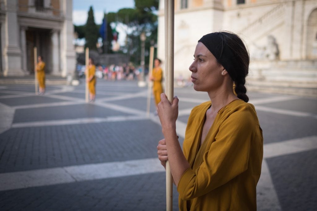 Corpo Estraneo. Una performance al Campidoglio 