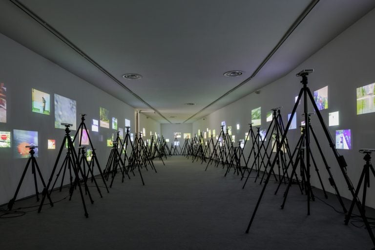 Roman Signer – Films and Installations - installation view at MAN, Nuoro 2016 - photo Confinivisivi