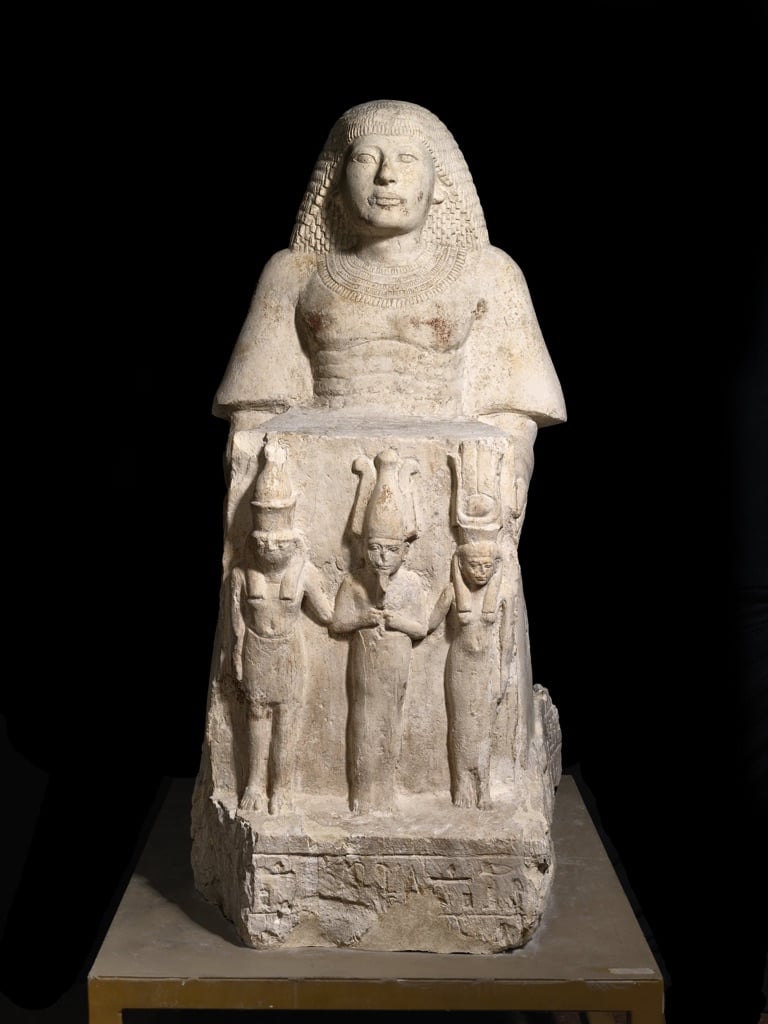 Statua naofora di Amenmes e Reshpu, XIX dinastia, regno di Ramesse II e-o periodo successivo (1279-1186 a.C.) - Bologna, Museo Civico Archeologico