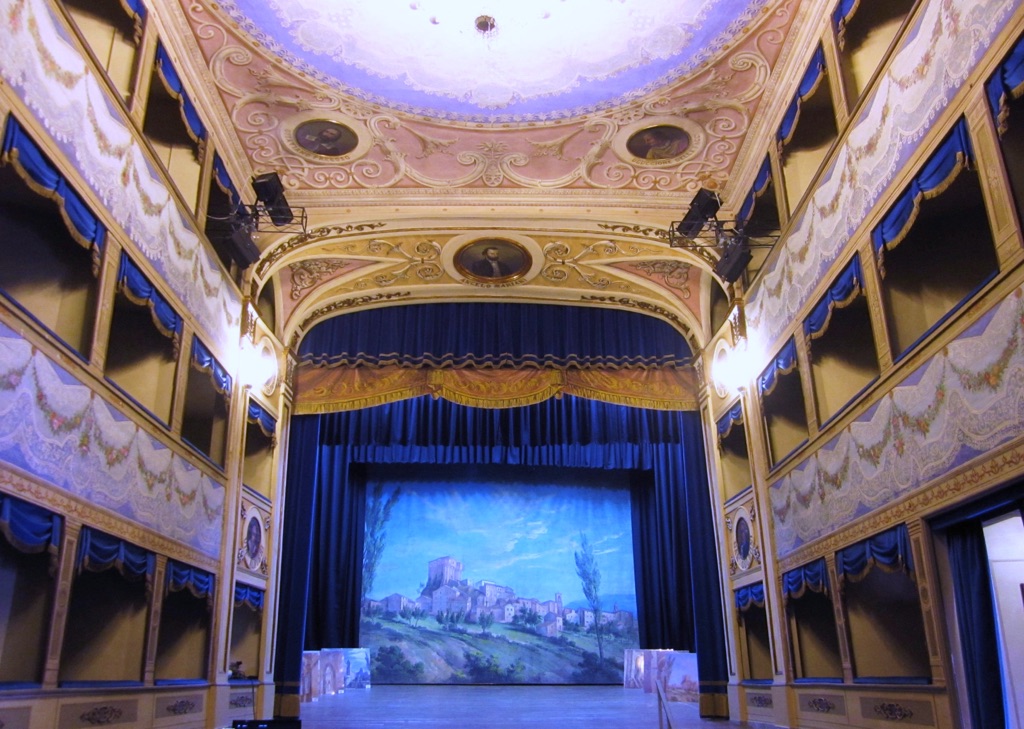 Piccoli musei. Teatro Angelo Mariani