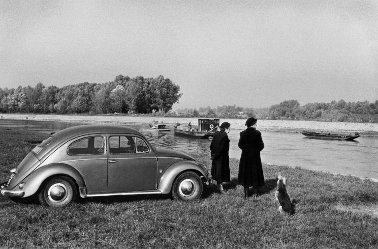 Telefonica 03 Al via a Madrid PhotoEspaña sul tema dell'identità culturale e della storia europea. Con gli italiani Scianna, Basilico e Clavarino