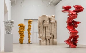 Tony Cragg, il materialista. A Parigi 25 nuovi lavori dello scultore inglese