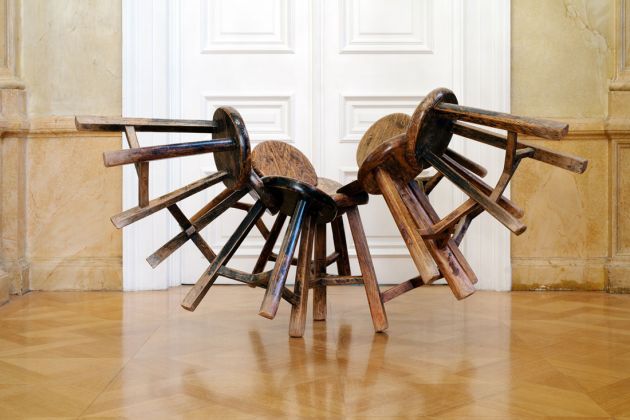 Ai Weiwei, Grapes, 2011 11 wooden stools, 165 x 140 x 90 cm Photo. Paris Tavitian © Museum of Cycladic Art