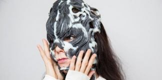 Björk, Rottlace Mask
