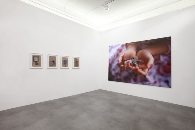 Chiharu Shiota – Follow the line - installation view at Mimmo Scognamiglio Artecontemporanea, Milano 2016