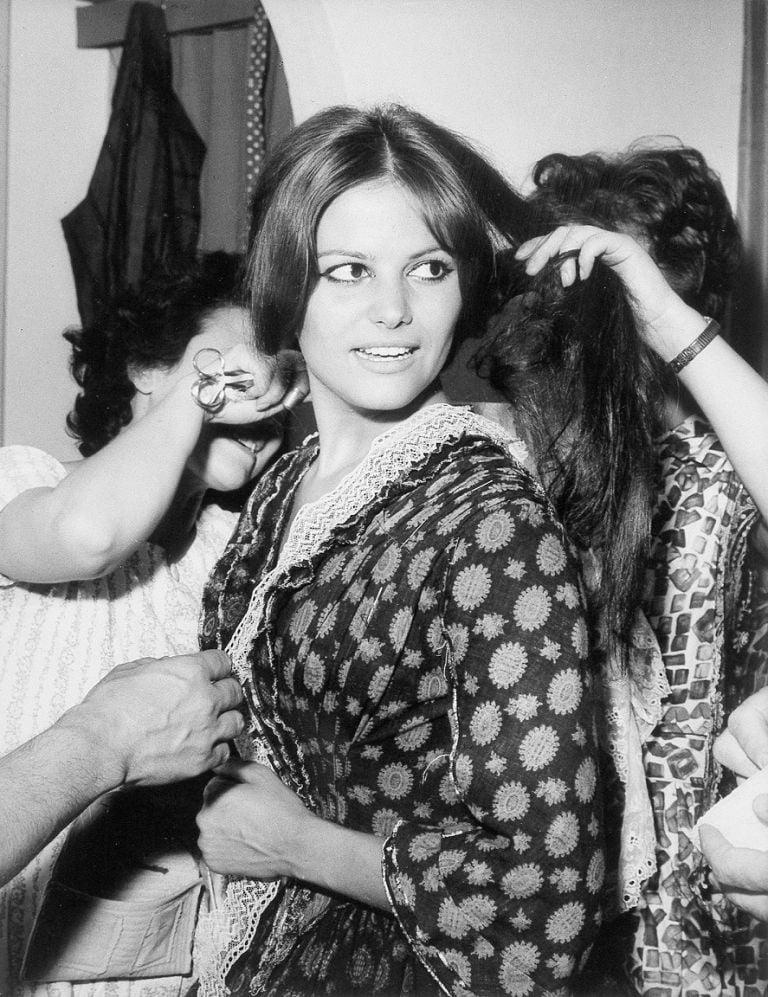 Claudia Cardinale durante la lavorazione de 'Il Gattopardo', photo Giovanni B. Poletto