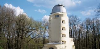 Erich Mendelsohn, Torre Einstein, Postdam, 1919-22