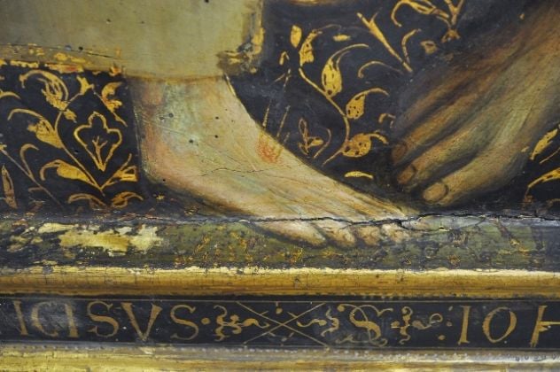 Giovanni dal Ponte, Incoronazione della Vergine fra quattro santi - Dettaglio del tappeto nel corso del restauro