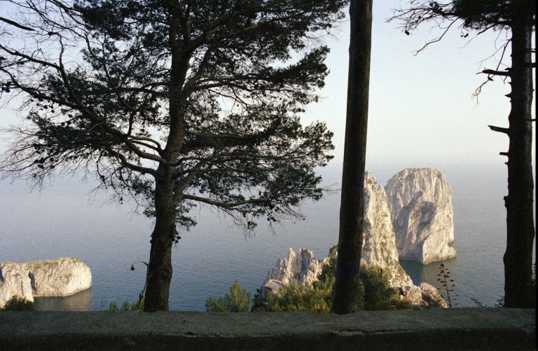 Luigi Ghirri, una veduta di Capri