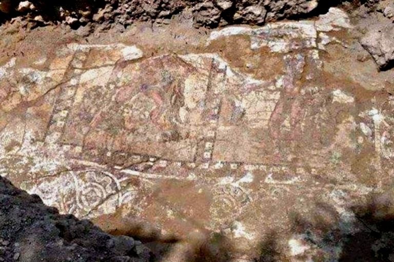 Il mosaico romano scoperto a Cipro (foto cyprus-mail.com)