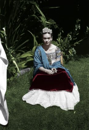 Leo Matiz, Frida Kahlo a Xochimilco, Messico 1941