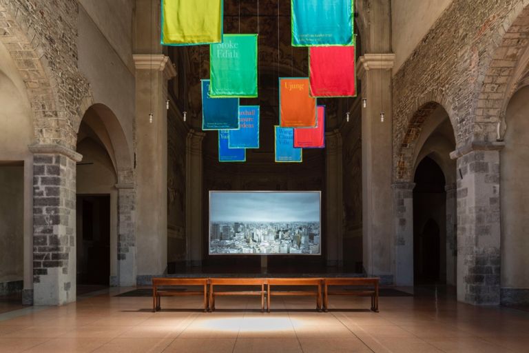 Renée Green, Tracing, 2016 - Spazio Culturale Antonio Ratti, Ex Chiesa San Francesco, Como - photo Agostino Osio - Courtesy of the artist and Free Agent Media