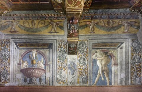 Sala fatiche di Ercole, Affreschi parete con Ercole e Anteo  Photo credit: M.Benedetti - A.Corrao