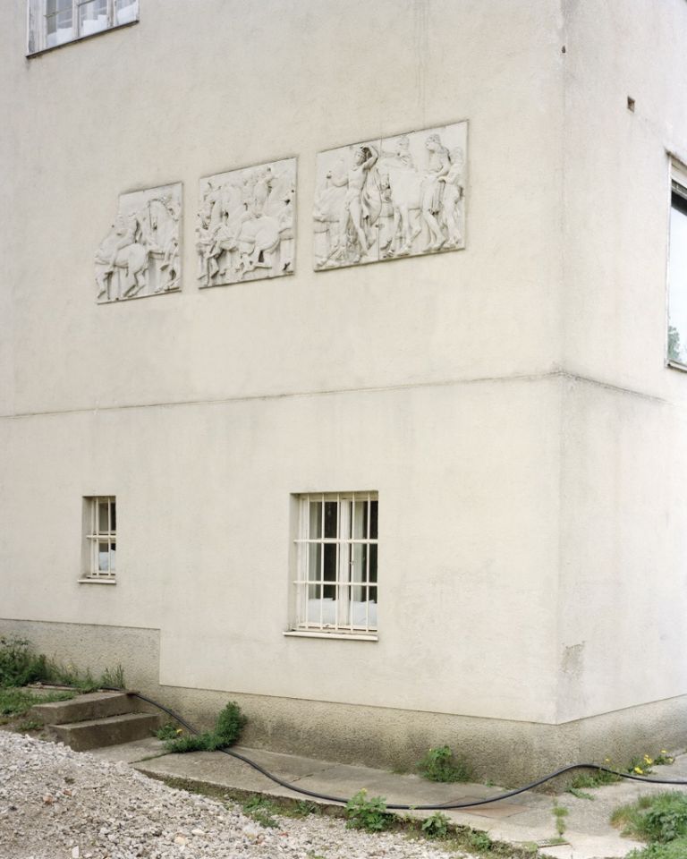 Stefano Graziani, Replica del fregio del Partenone, Haus Rufe (1922), Adolf Loos, Vienna, 2013