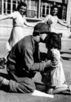 The Kiss of Liberation Saint-Briac-sur-Mer Bretagna 15 August 1944 - Tony Vaccaro
