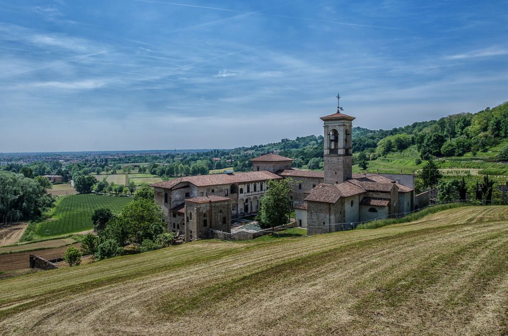 Ideafinesettimana: A Bergamo, alla scoperta della Valle d’Astino, tra paesaggio naturale e un monastero diventato museo