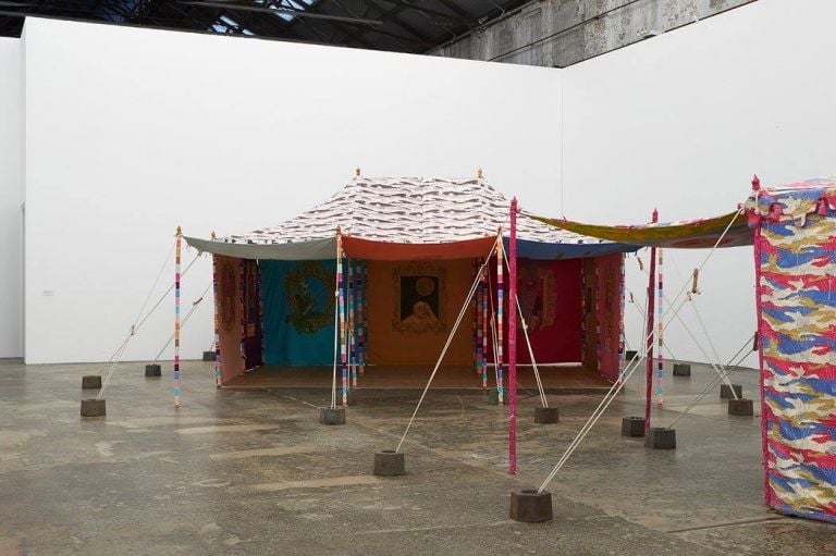 Francesco Clemente. Encampment, Carriageworks, Sydney (foto Carriageworks - Zan Wimberley)