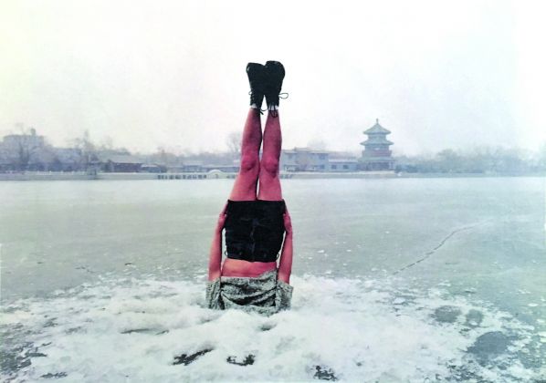 Li Wei, Liwei falls to the ice hole, Beijing 31 01 2004