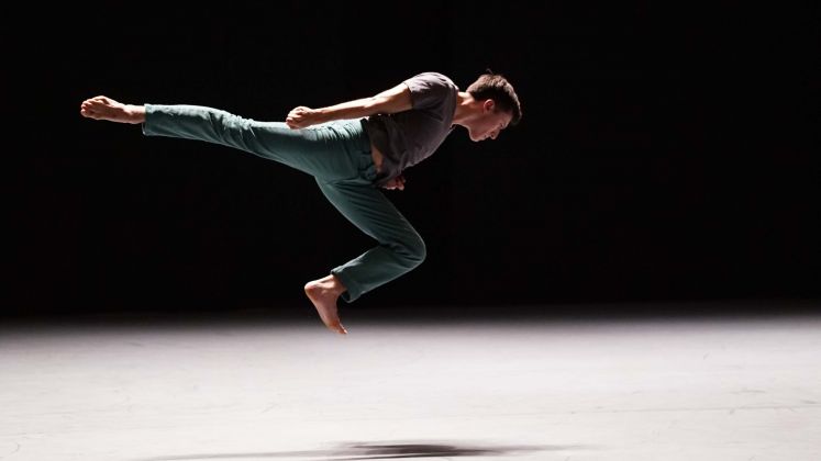 Ohad Naharin, Batsheva Dance Company, Three - photo Gadi Dagon