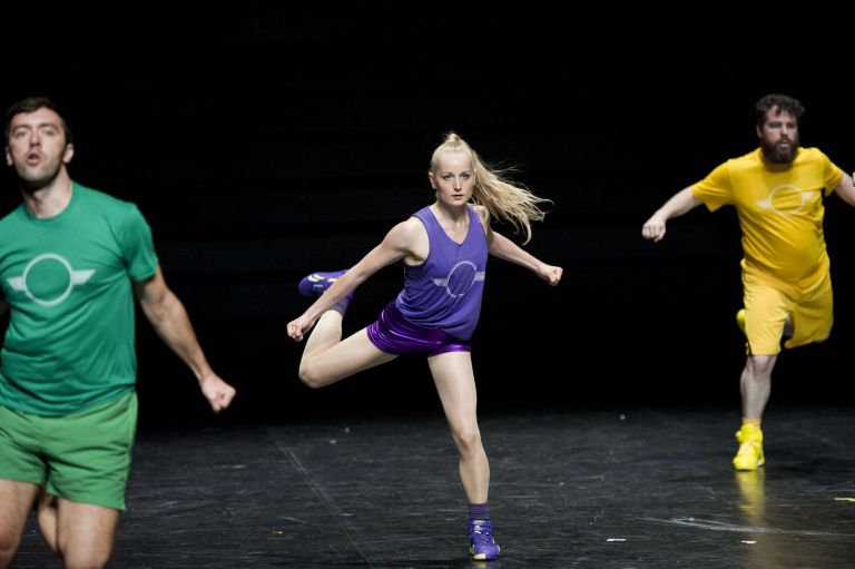 Paula Rosolen, Aerobics!, 2014 – 1st Prize at Danse Élargie – photo Laurent Philippe