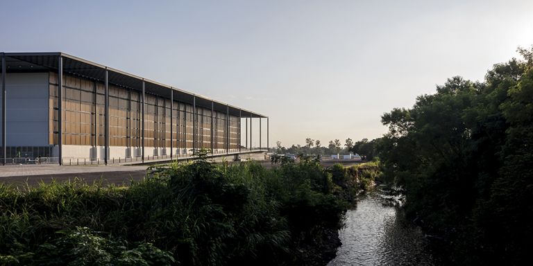 Vigliecca & Associados, Arena da Juventude, Rio de Janeiro - photo © Leonardo Finotti www.leonardofinotti.com