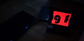 Alain Ledezma – Un triángulo tiene sus tres ángulos... - exhibition view at Fusion Art Gallery, Torino 2016 - photo Davies Zambotti