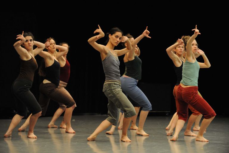 Batsheva Dance Company, Three - photo Gadi Dagon