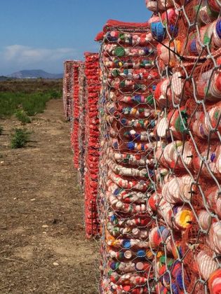 Help, the Age of Plastic a Mozia, in Sicilia