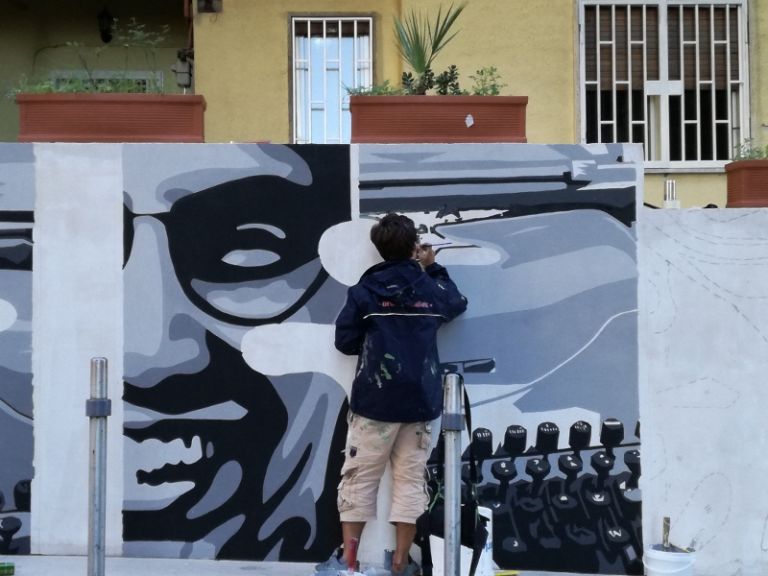 Napoli, il murale di Orticanoodles per Giancarlo Siani