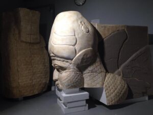 Al Colosseo in mostra i tesori di Palmira e dell’Iraq distrutti dall’Isis. Il progetto è italiano