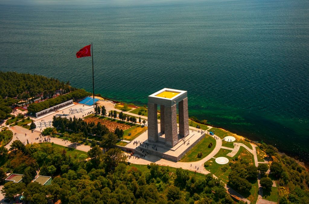 Turchia conflittuale. Cancellata la Biennale di Çanakkale