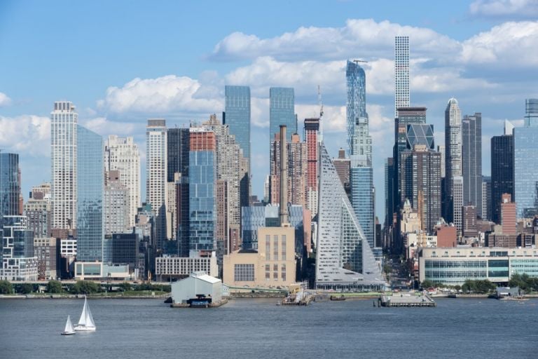 VIA 57 West, intervento di Bjarke Ingels a New York - foto Iwan Baan