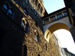 Uscio e bottega. Palazzo Vecchio e Uffizi più vicini grazie a un percorso per gli studenti di Firenze