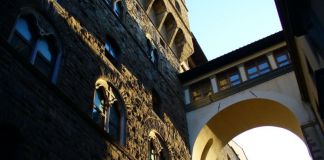 Via della Ninna, fra Palazzo Vecchio e gli Uffizi