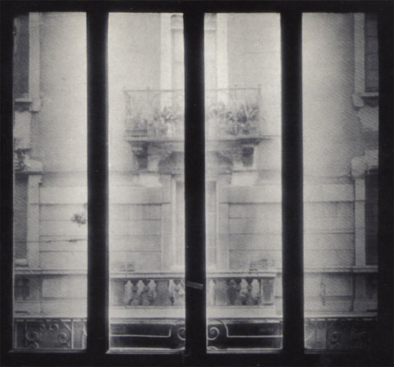 Antonio Trotta, Finestra su vetro, 1972 - realizzata in collaborazione con l'architetto Giorgio Tagini