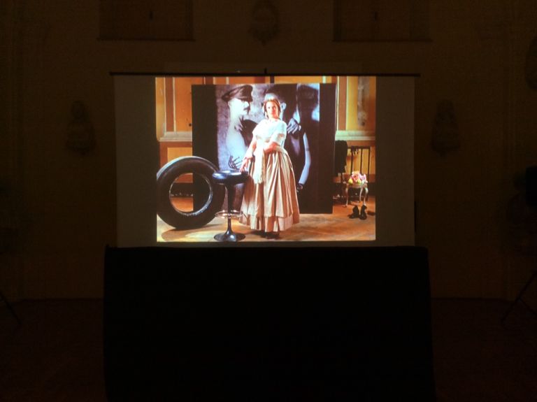 Così Fan Tutte Video ArtVerona -Pauline Boudry e Renate Lorenz, Normal work, c. The artists, Ellen de Brujine Projects and Marcelle Alix Gallery