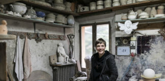 Emma Hart alla bottega Gatti - photo © Andrea Piffari - courtesy Collezione Maramotti