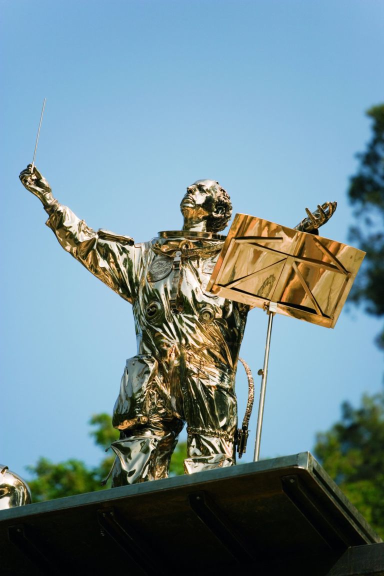 Jan Fabre, L’astronaute qui dirige la mer, 2006, Courtesy Galerie Daniel Templon, Paris-Bruxelles