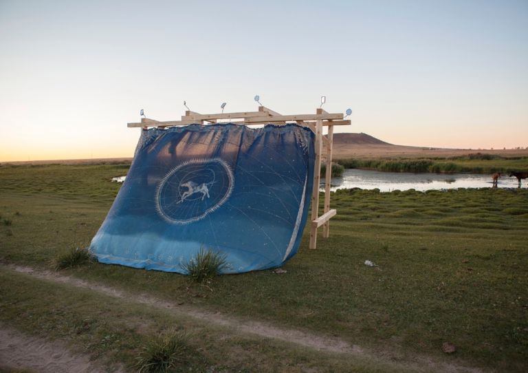 Land Art Mongolia Biennale – Lisa Batacchi – Installazione site specific e performance – photo credits Lisa Batacchi