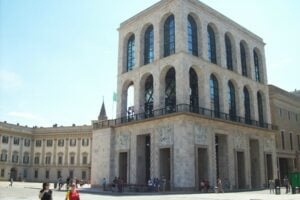 La Fondazione Furla sposa il Museo del Novecento. Progetti comuni a Milano con la guida di Peep-Hole