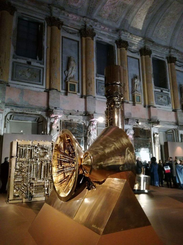 Arnaldo Pomodoro, Palazzo Reale, Milano