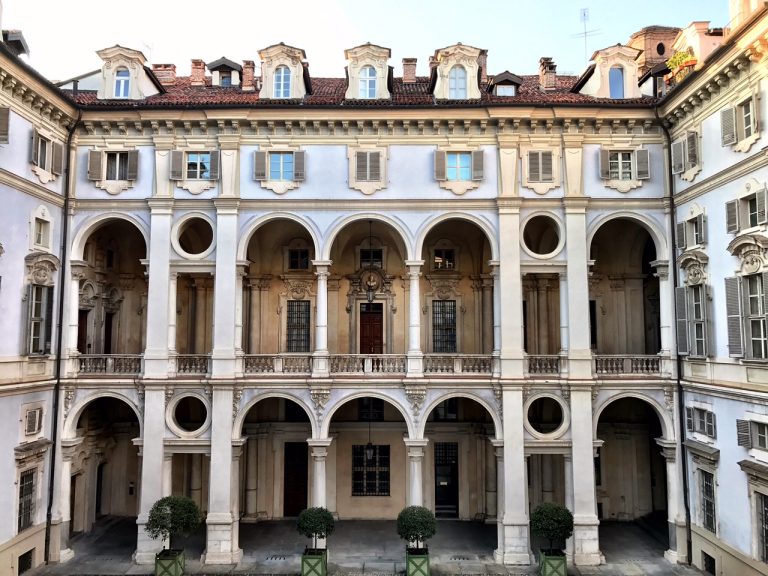 DAMA 2016 Palazzo Saluzzo Paesana Torino 4 Torino Updates: ecco le prime immagini da DAMA, la nuova (non) fiera nei lussuosi saloni di Palazzo Saluzzo Paesana