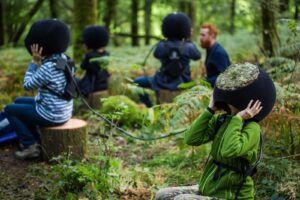 La foresta vista dagli animali. Un’installazione in realtà virtuale nei boschi inglesi